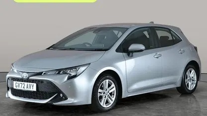 Used Toyota Corolla 122 HP (89 kW) 2022 Silver Hatchback