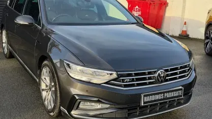 Used VW Passat R-line 150 HP (110 kW) 2023 Grey Estate