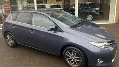 Used 2014 Toyota Auris Hatchback | £5,599 (Fair price)