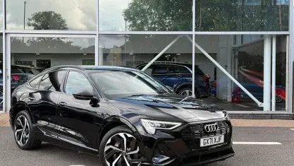 Second-hand Audi e-tron Sportback Black Edition 230 kW (313 CP) 2022 SUV