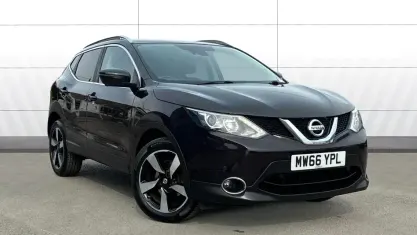 Second-hand Nissan Qashqai N-Connecta 116 CP (85 kW) 2016 Negru SUV