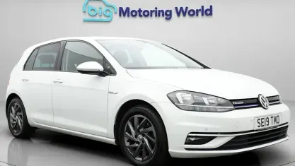 Used VW Golf VII Match 131 HP (96 kW) 2019 White Hatchback