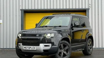 Used Land Rover Defender SE 250 HP (183 kW) 2021 Estate