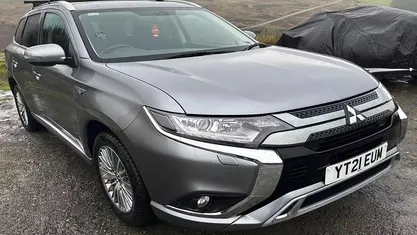 Used 2020 Mitsubishi Outlander P-HEV Estate | £16,599 (Fair price)