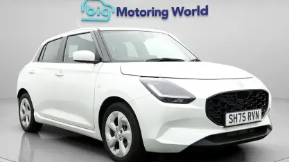 Used Suzuki Swift 82 HP (60 kW) 2025 White Hatchback