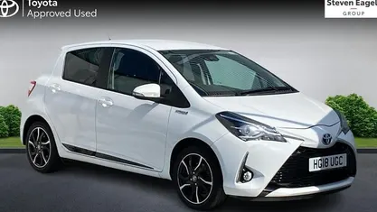Used Toyota Yaris Hybrid Design 101 HP (74 kW) 2018 Hatchback