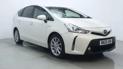 Used Toyota Prius+ Plus 136 HP (100 kW) 2020 White MPV