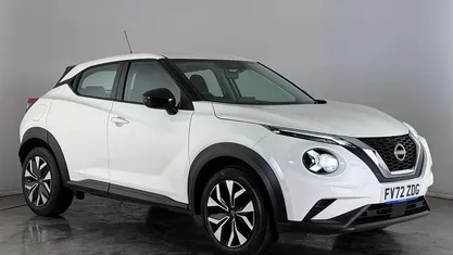 Used Nissan Juke Acenta 114 HP (83 kW) 2023 White SUV