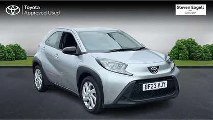 Used Toyota Aygo X PURE 72 HP (52 kW) 2025 SUV