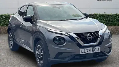 Used Nissan Juke N-Connecta 114 HP (83 kW) 2025 Grey SUV