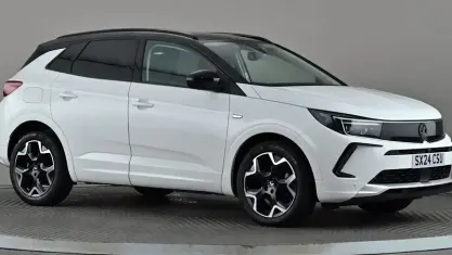 Used Vauxhall Grandland X Ultimate 131 HP (96 kW) 2024 White SUV