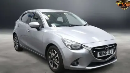 Used Mazda 2 Inclusive 90 HP (66 kW) 2016 Silver Hatchback