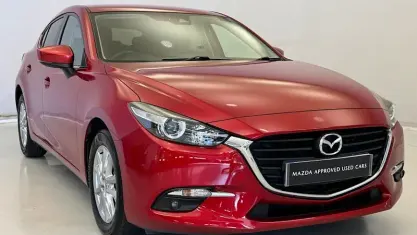 Used Mazda 3 120 HP (88 kW) 2017 Red Hatchback