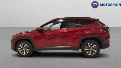 Used Hyundai Tucson SE 180 HP (132 kW) 2023 Red SUV