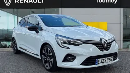 Used Renault Clio Techno 145 HP (106 kW) 2023 White  Hatchback