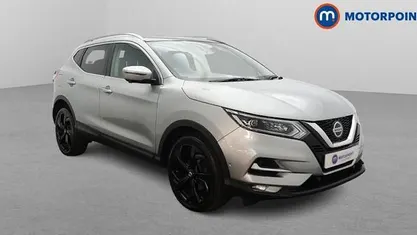Second-hand Nissan Qashqai Tekna 160 CP (117 kW) 2020 Argintiu SUV