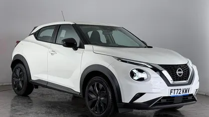 Used Nissan Juke Acenta 114 HP (83 kW) 2023 White SUV