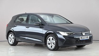 Używany VW Golf VIII Life 131 KM (96 kW) 2024 Hatchback