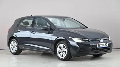 Second-hand VW Golf VIII Life 131 CP (96 kW) 2024 Hatchback