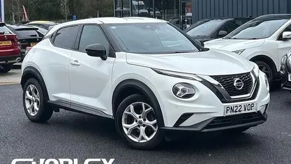 Used Nissan Juke N-Connecta 114 HP (83 kW) 2022 White SUV