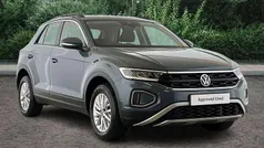 Petrol blue Used 2024 VW T-Roc Life SUV | £21,790 (Fair price)