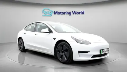 Used 2022 Tesla Model 3 RWD Sedan | £18,300 (Fair price)