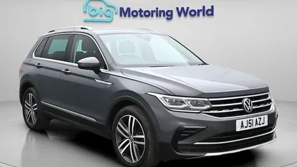 Begagnad VW Tiguan Elegance 150 HK (110 kW) 2023 Grå SUV