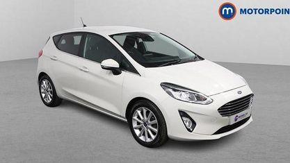 Begagnad Ford Fiesta Titanium 95 HK (69 kW) 2021 Vit Halvkombi