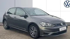 Used 2018 VW Golf VII SE Hatchback | £14,691 (Fair price)