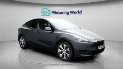 Usado Tesla Model Y RWD 219 kW (299 HP) 2023 Cinzento SUV
