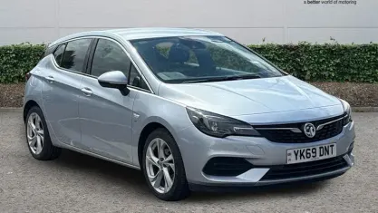Used Vauxhall Astra SRi 145 HP (106 kW) 2020 Silver Hatchback