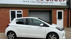 Used 2016 Toyota Yaris Hybrid Hatchback | £10,269 (Fair price)