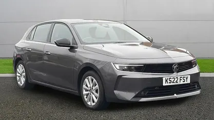 Used 2025 Vauxhall Astra Design Edition Hatchback | £13,499 (Super price)