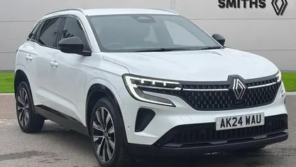 Used Renault Austral Techno 200 HP (147 kW) 2024 Arctic white  SUV