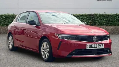Used Vauxhall Astra Design Edition 110 HP (80 kW) 2025 Hatchback