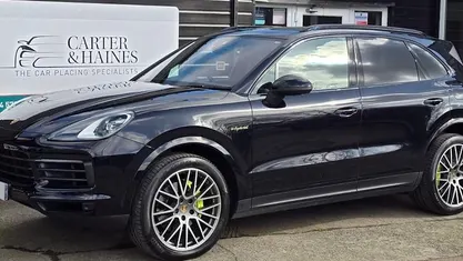 Used Porsche Cayenne Platinum Edition 462 HP (339 kW) 2022 SUV