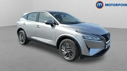 Used Nissan Qashqai Acenta Premium 140 HP (102 kW) 2023 Silver SUV