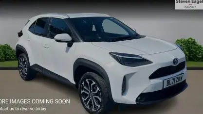 Second-hand Toyota Yaris Hybrid Design 116 CP (85 kW) 2026 Break