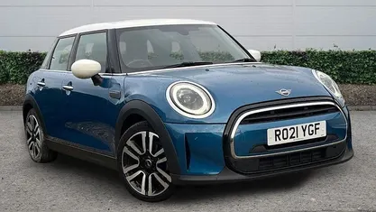 Used Mini Cooper Exclusive 136 HP (100 kW) 2021 Hatchback