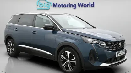 Begagnad Peugeot 5008 GT 131 HK (96 kW) 2023 Blå SUV