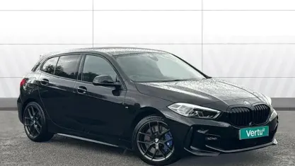 Usado BMW 118 M Sport 150 CV (110 kW) 2021 Negro Utilitario