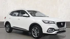 White Used 2022 MG HS Excite SUV | £15,990 (Fair price)