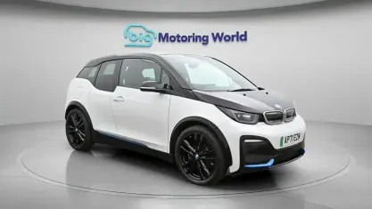 Used BMW i3 135 kW (184 HP) 2022 White Hatchback