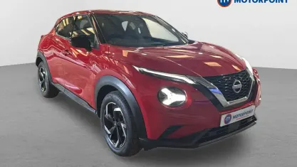 Used Nissan Juke N-Connecta 114 HP (83 kW) 2023 Red SUV