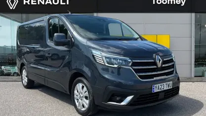 Used Renault Trafic 131 HP (96 kW) 2023 Grey MPV