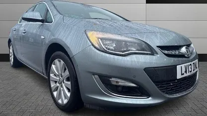 Used Vauxhall Astra Elite 165 HP (121 kW) 2012 Silver Hatchback