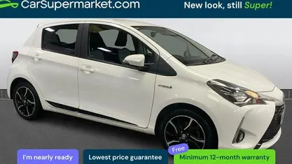 Used Toyota Yaris Hybrid Design 101 HP (74 kW) 2018 Hatchback