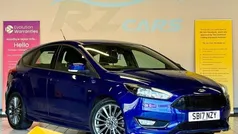Blue Used 2016 Ford Focus ST-Line Hatchback | £6,995 (Good price)