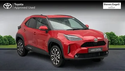 Used 2025 Toyota Yaris Hybrid Design Estate | £27,799 (Good price)