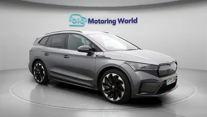 Used Skoda Enyaq iV SportLine 150 kW (204 HP) 2022 Grey SUV